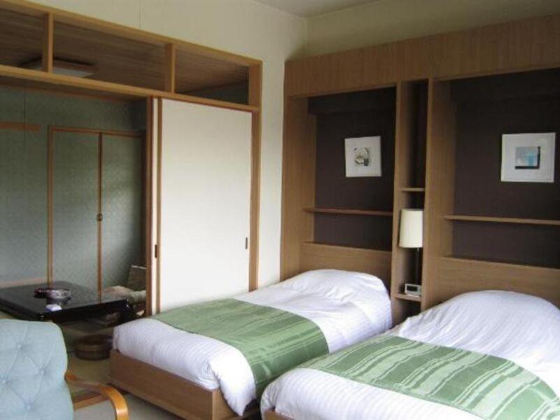 Hotel Spax Kusatsu Kusatsu  Zewnętrze zdjęcie